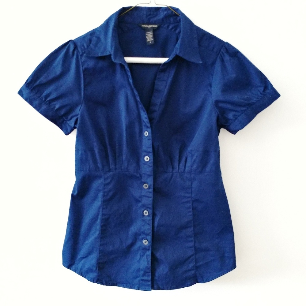 Banana Republic blue blouse